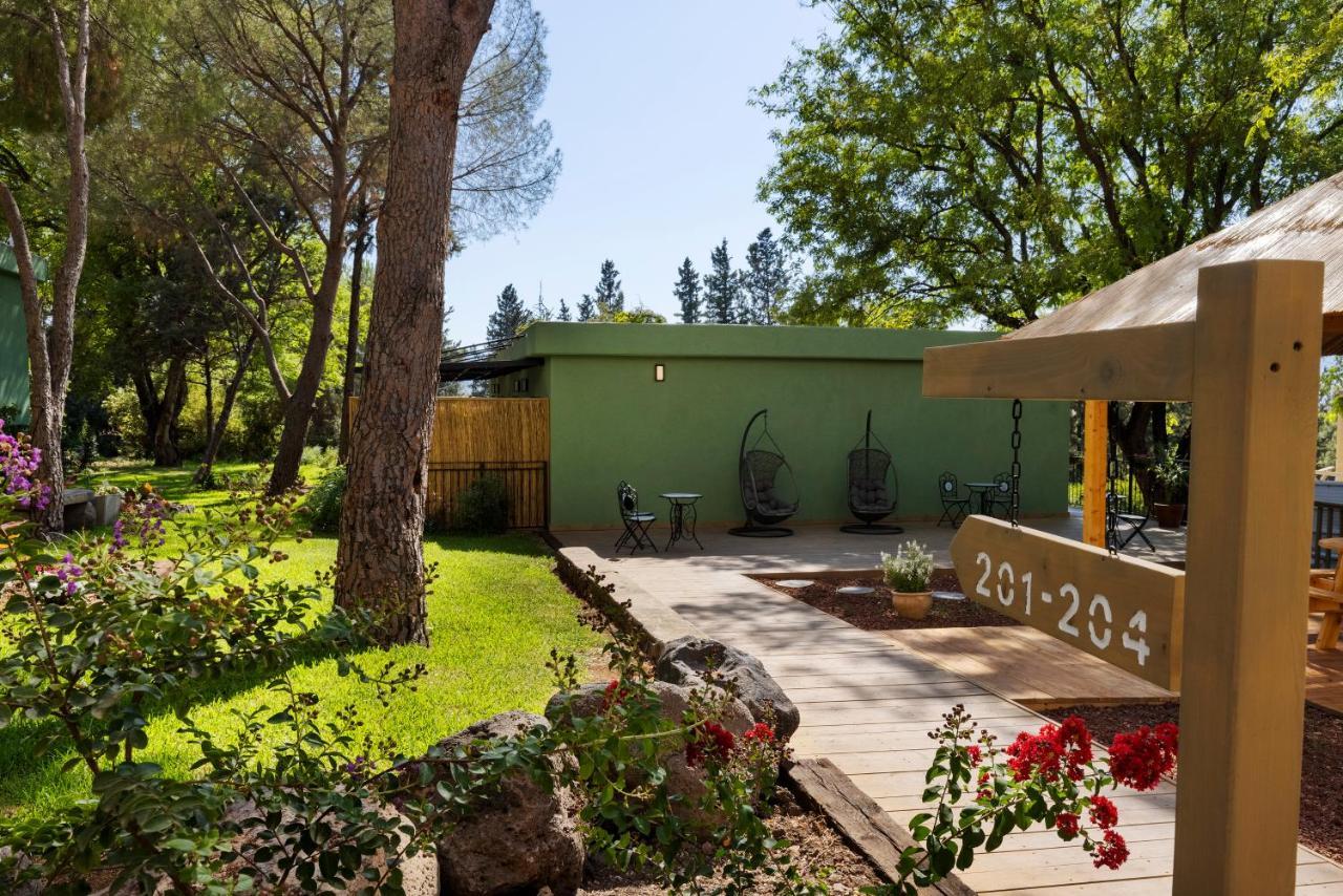 Gonen Kibbutz Country Lodging Apartment ภายนอก รูปภาพ